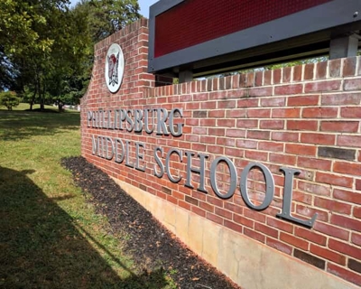 Exterior Signage Photo